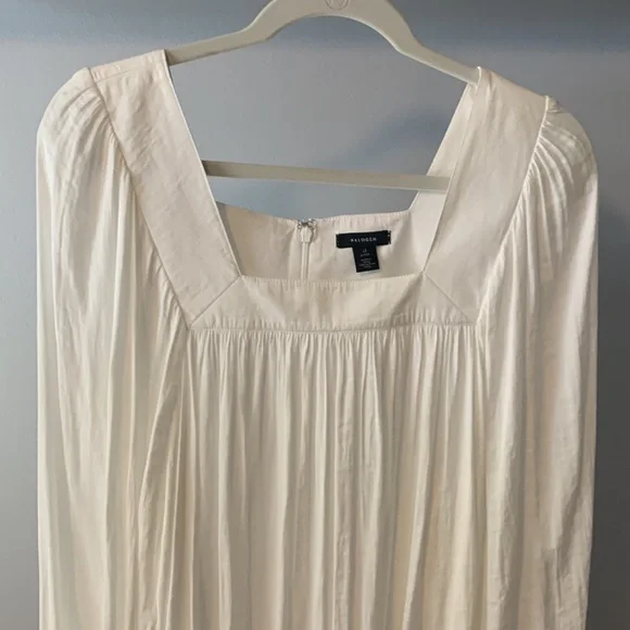 Halogen Crinkle Silky White Square Neck Top Wrist Closures Boho Flowy Top - Picture 2 of 5
